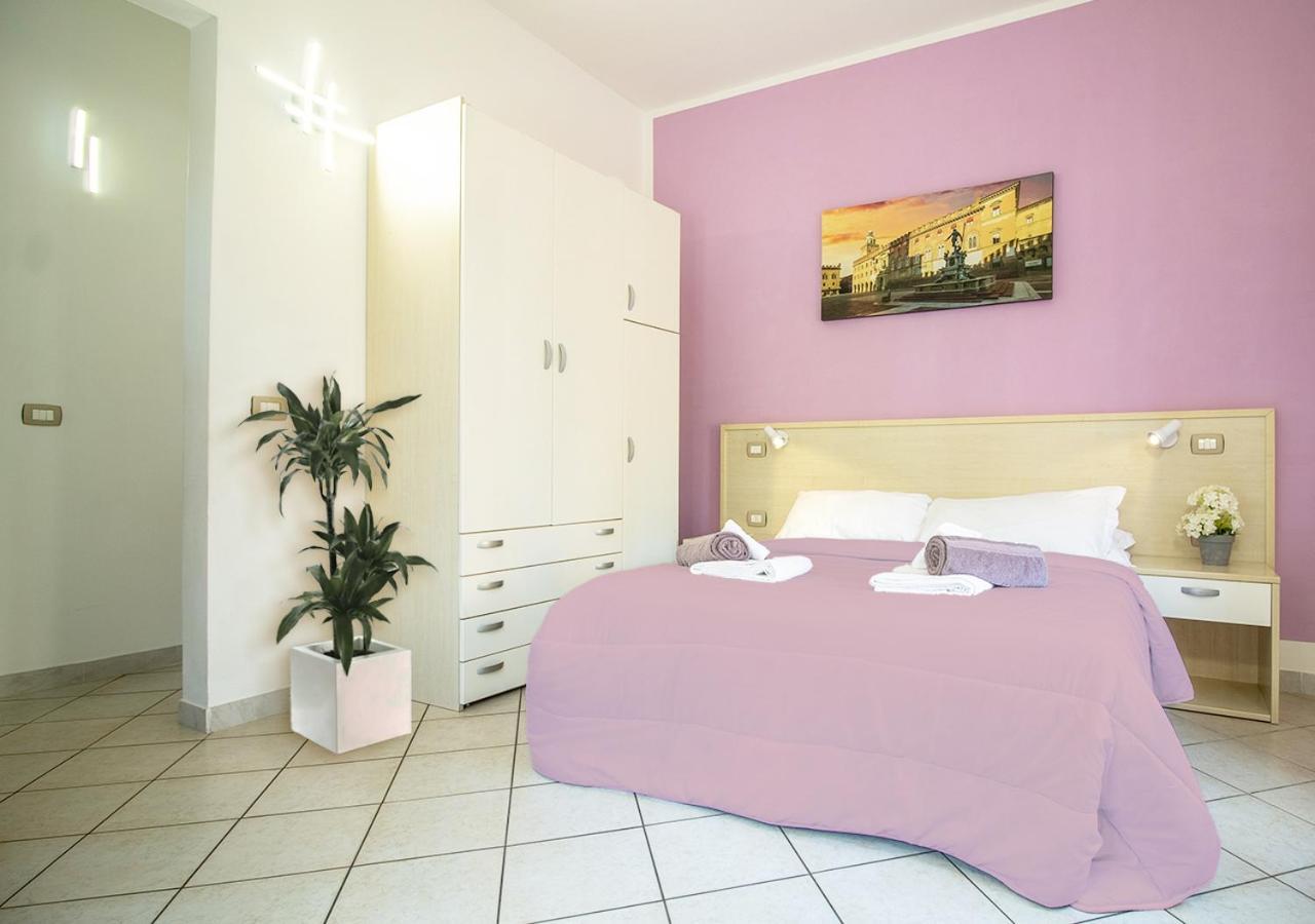 Athena Rooms - Parcheggio Privato Болонья Екстер'єр фото