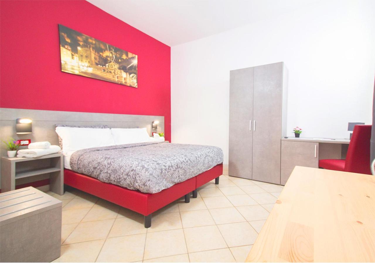 Athena Rooms - Parcheggio Privato Болонья Екстер'єр фото